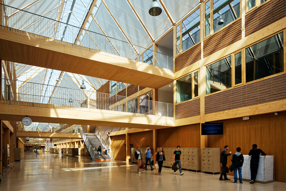 Lycée Nelson Mandela - © MyWoodenlife